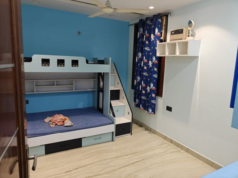 Room, ashok vihar 4 Bedroom 2700 Sq.Ft. Builder Floor In Ashok Vihar Delhi 10060364