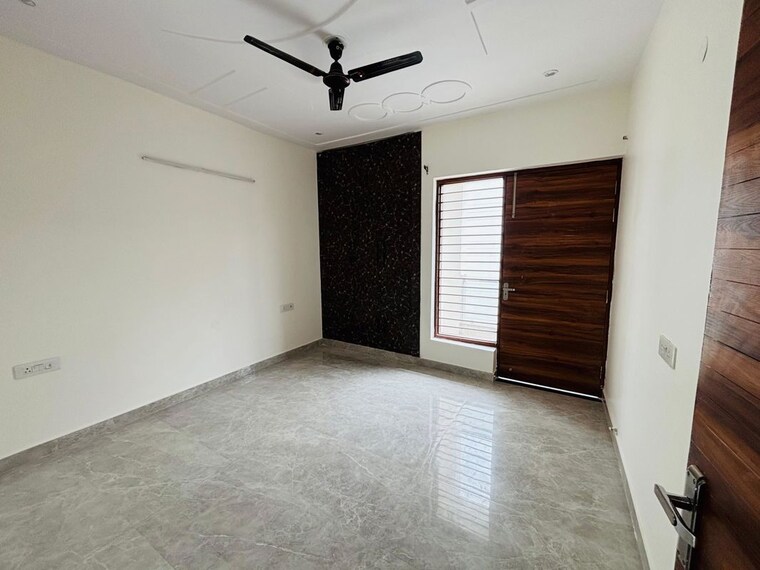 Room, puri-kohinoor 2 Bedroom 1200 Sq.Ft. Builder Floor In Sector 89 Faridabad 10129209