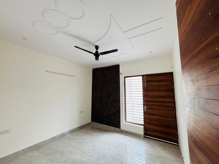 Room, puri-kohinoor 2 Bedroom 1200 Sq.Ft. Builder Floor In Sector 89 Faridabad 10129209