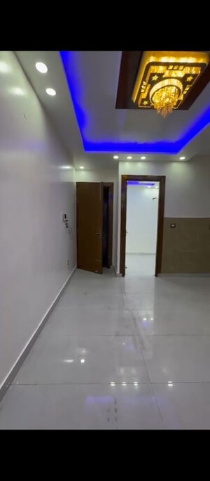 Building Lobby in 2 BHK Builder Floor at Uttam Nagar – for Sale