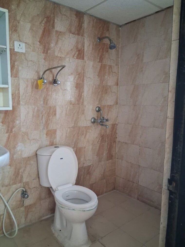 Bathroom, ajnara-integrity 2 Bedroom 1080 Sq.Ft. Apartment In Raj Nagar Extension Ghaziabad 10129217