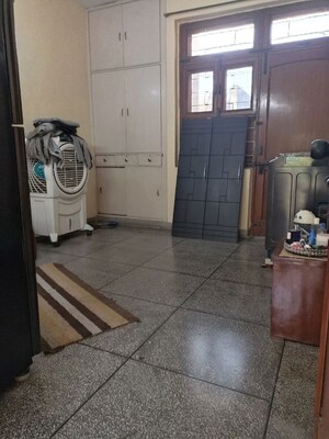 Bathroom in 2.5 BHK Villa at Sector 31 – for Rent