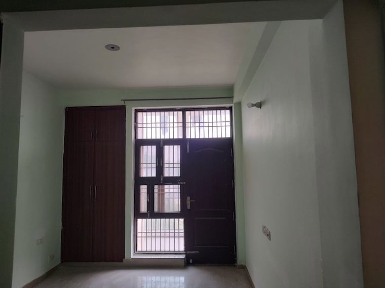 Room, omaxe-royal-street 3 Bedroom 1500 Sq.Ft. Builder Floor In Sector 14 Bahadurgarh 8060501