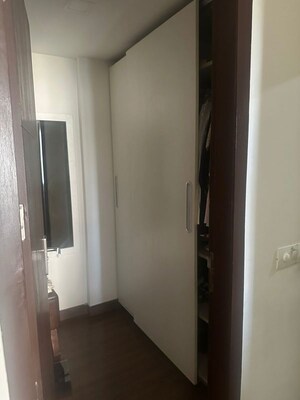 Building Lobby in 4 BHK Villa at Vipul Tatvam Villas, Sector 48 – for Rent