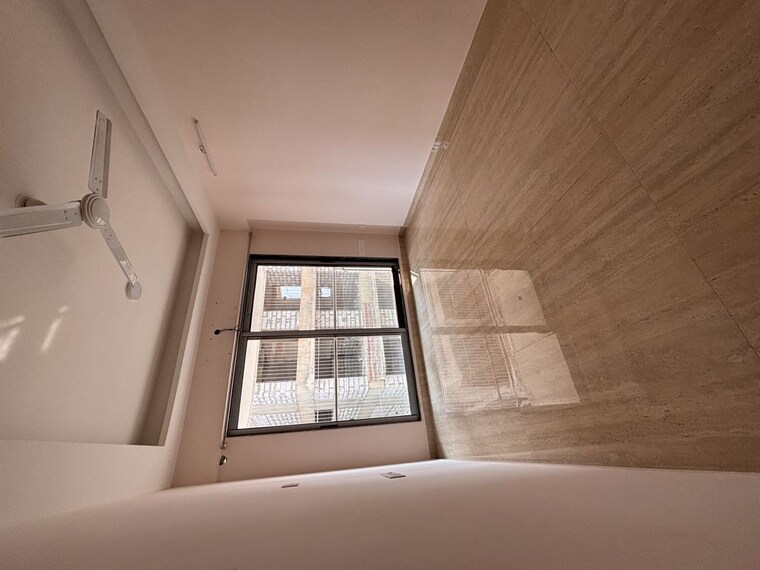 Room, malad east 1 Bedroom 425 Sq.Ft. Apartment In Malad East Mumbai 10129241