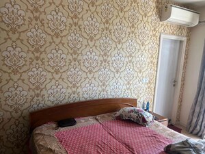 Bedroom in 3 BHK Apartment at DLF The Skycourt, Sector 86 – for Rent