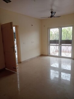 3 BHK + Servant Room Builder Floor For Rent in BPTP Park 81