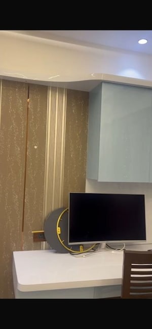 Furnished Amenities in 3 BHK Apartment at Dosti Eastern Bay, Wadala – for Sale