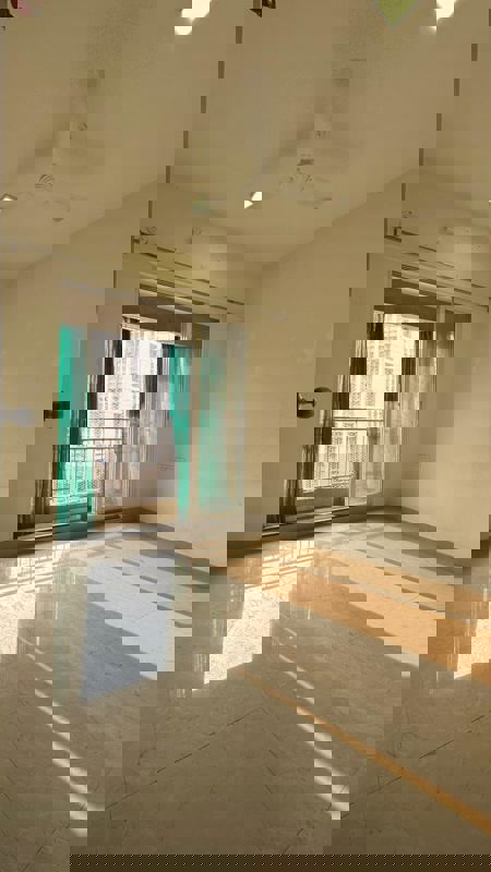 1 Rk  310 Sq.Ft. Apartment in UK Iridium