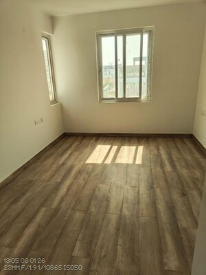 Room in 3 BHK Apartment at Invenger Towers, Indiranagar – for Sale