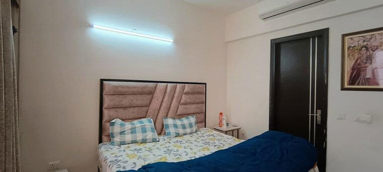 Bedroom, microtek-greenburg 2 Bedroom 1480 Sq.Ft. Apartment In Sector 86 Gurgaon 10129297