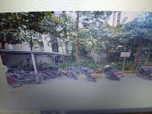 Parking in 3 BHK Apartment at Platinum Tower, Kasarvadavali – for Sale