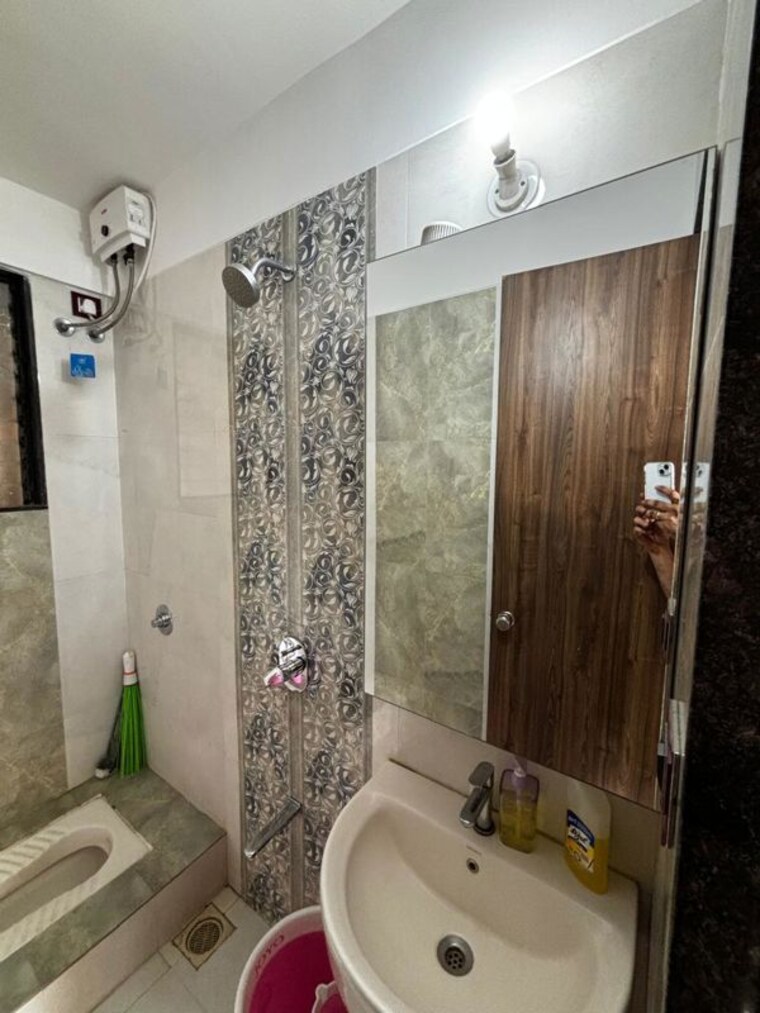 Bathroom, neel-sidhi-anexo 2 Bedroom 1150 Sq.Ft. Apartment In Ghansoli Navi Mumbai 10129314