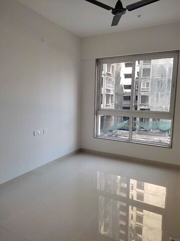 Room in 2 BHK Apartment at Hubtown Rising City, Ghatkopar East – for Rent