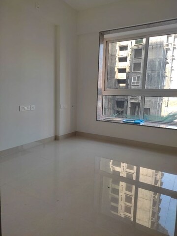 Room in 2 BHK Apartment at Hubtown Rising City, Ghatkopar East – for Rent