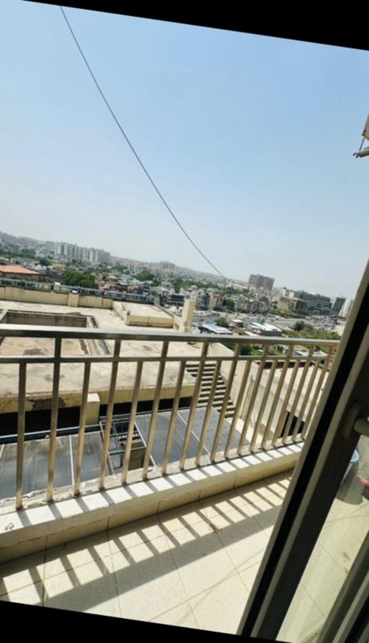 Balcony, motiaz-royal-citi 1 Bedroom 1000 Sq.Ft. Apartment In Ambala Highway Zirakpur 10129348