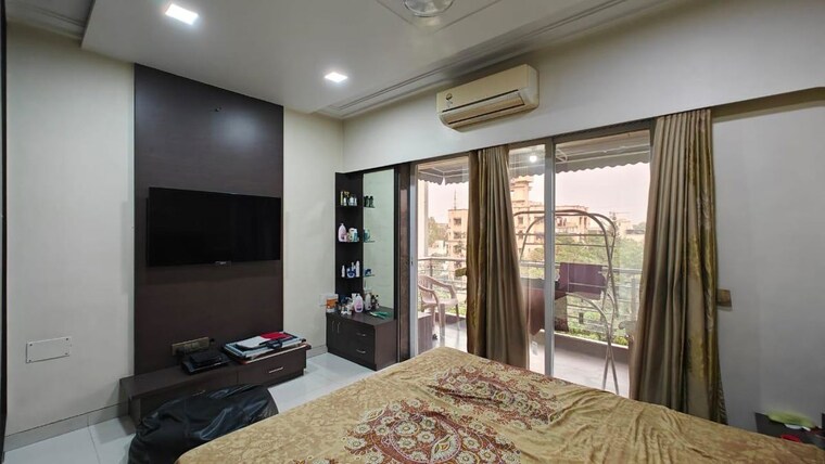 Bedroom, regency-cosmos 3 Bedroom 1600 Sq.Ft. Apartment In Baner Pune 10129360