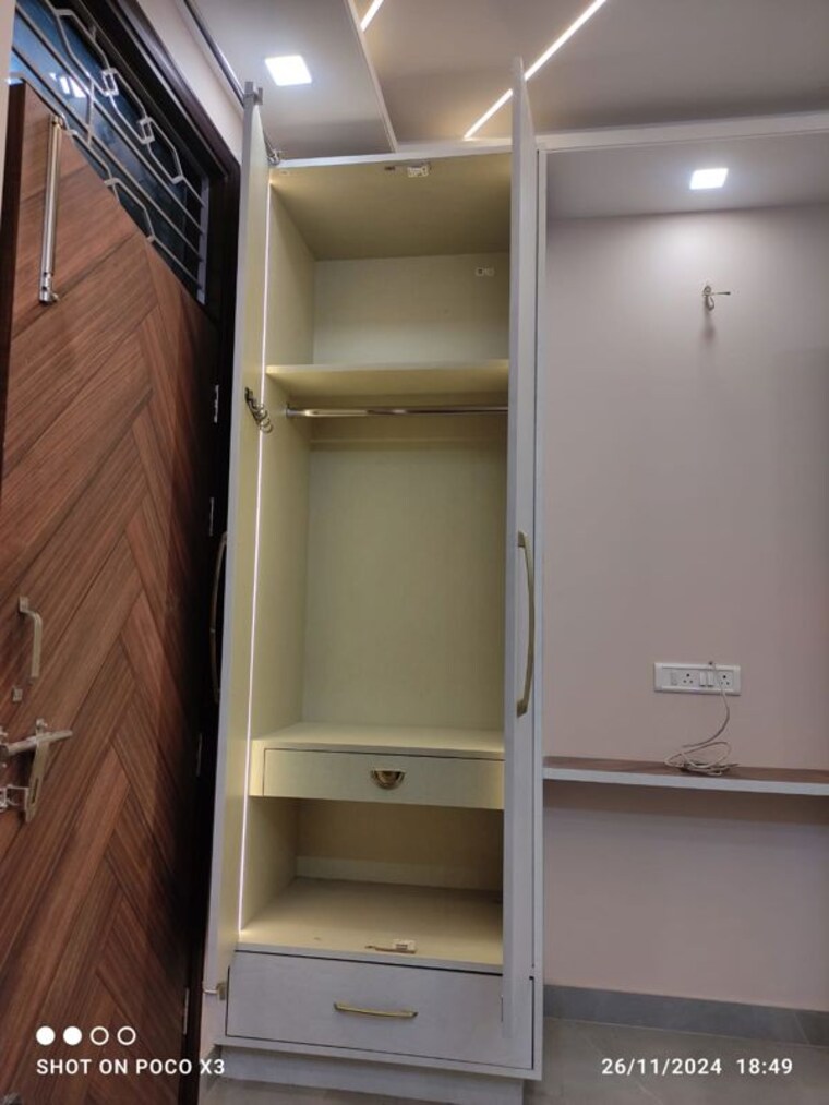 undefined, rama park 3 Bedroom 100 Sq.Yd. Builder Floor In Rama Park Delhi 10129369