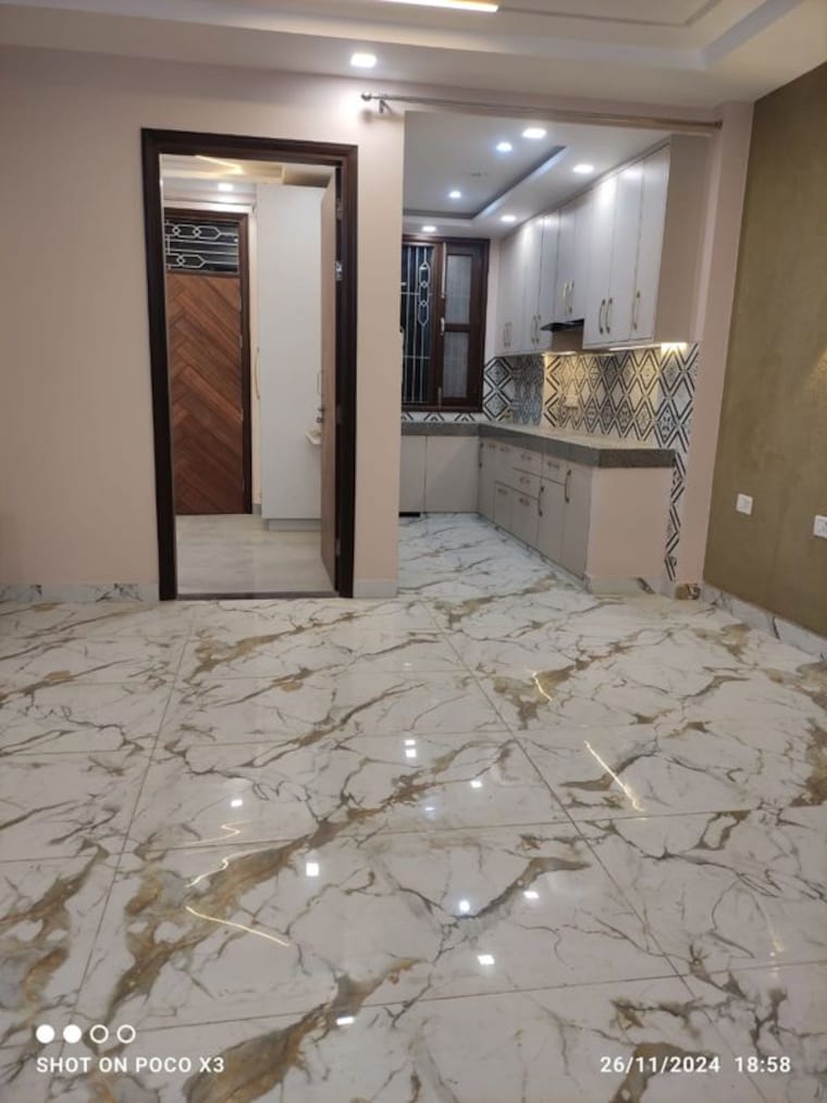 Room, rama park 3 Bedroom 100 Sq.Yd. Builder Floor In Rama Park Delhi 10129369