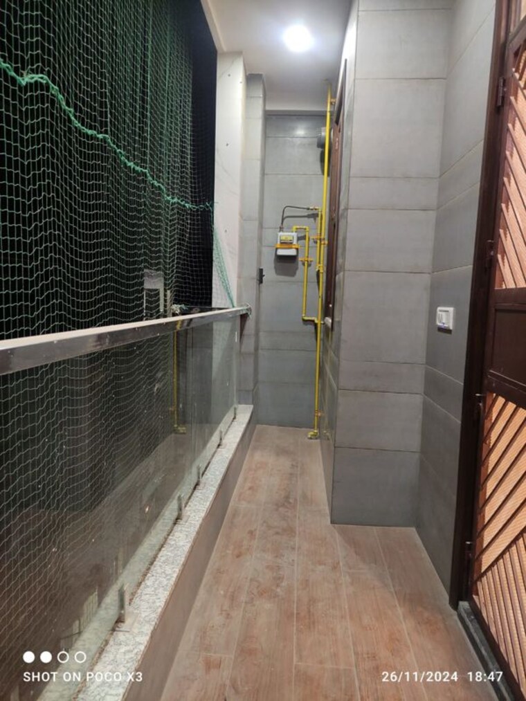 Balcony, rama park 3 Bedroom 100 Sq.Yd. Builder Floor In Rama Park Delhi 10129369