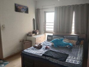 Living Room in 2.5 BHK Apartment at Sheth Vasant Oasis, Andheri East – for Rent
