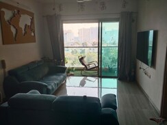 2.5 BHK + Extra Room Apartment For Rent in Sheth Vasant Oasis
