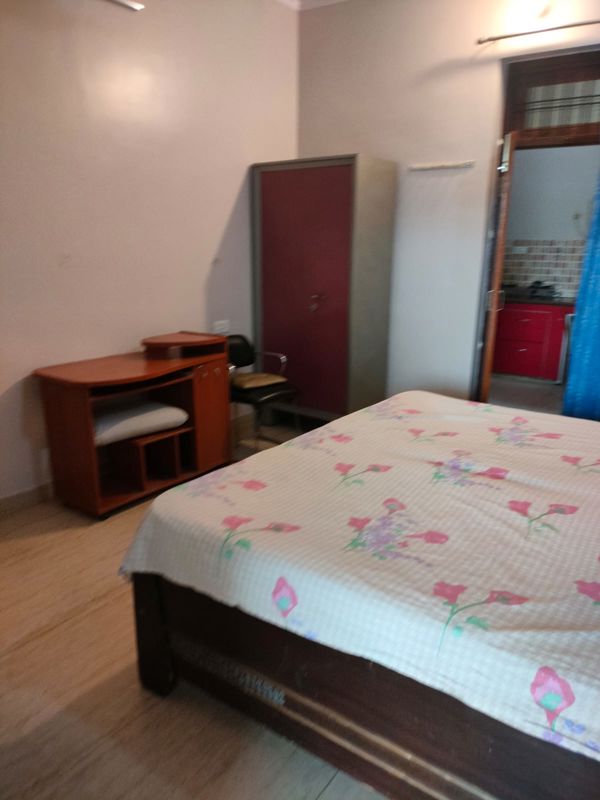 Pg For Rent in Vineet Khand