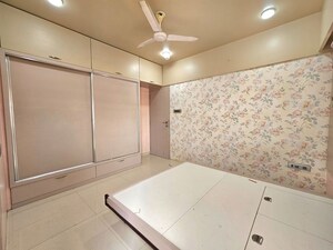 Room in 2 BHK Apartment at Rohan Leher, Baner – for Rent