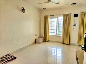 Room in 2 BHK Apartment at Rohan Leher, Baner – for Rent
