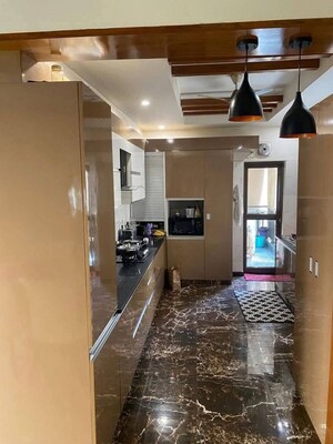 Parking in 3.5 BHK Apartment at Ardee City Palm Grove Heights, Sector 52 – for Rent