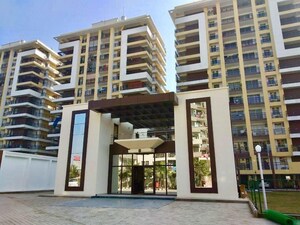 3.5 BHK Apartment For Sale in Sector 126