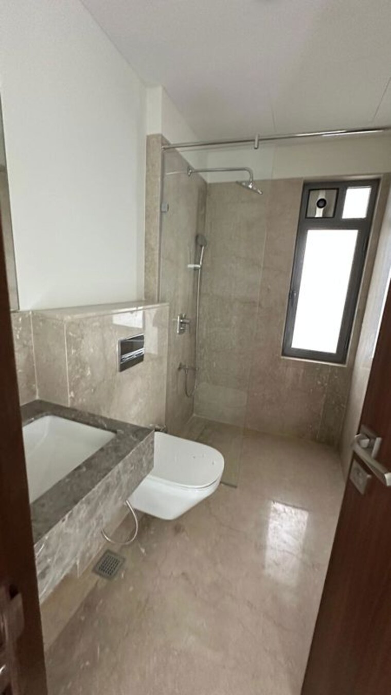 Bathroom, adani-ten-bkc 4 Bedroom 2100 Sq.Ft. Apartment In Bandra East Mumbai 10129404