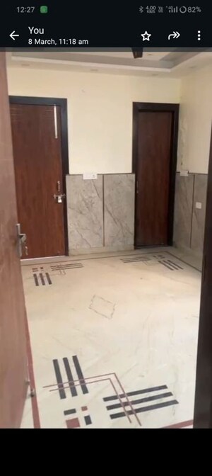 Room in 3 BHK Builder Floor at Rama Park – for Rent