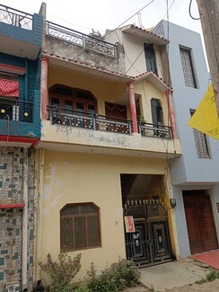 3.5 BHK + Pooja Room Independent House For Sale in UPAVP Vrindavan Yojana