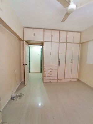Building Lobby in 2 BHK Apartment at Thakur Gayatri Satsang, Kandivali East – for Sale