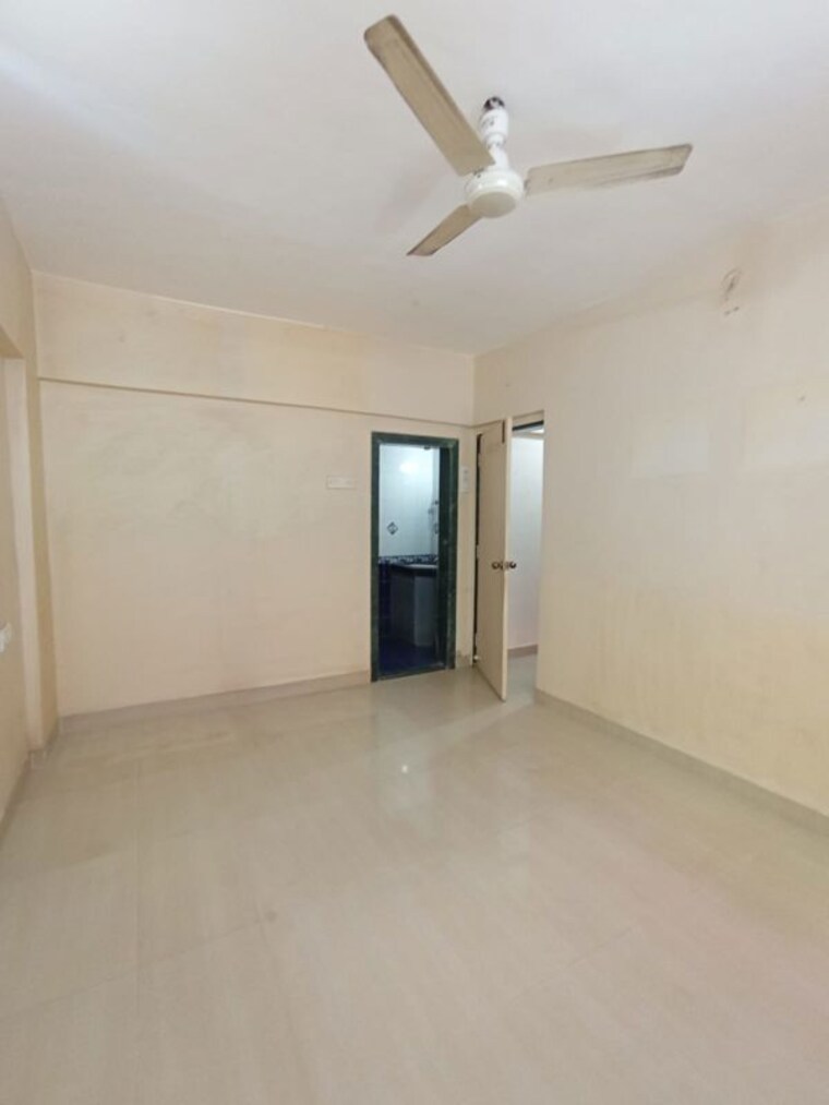 Room, thakur-gayatri-satsang 2 Bedroom 905 Sq.Ft. Apartment In Kandivali East Mumbai 10129445