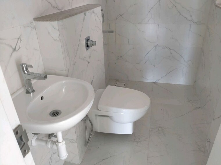 Bathroom, runwal-bliss 2 Bedroom 692 Sq.Ft. Apartment In Kanjurmarg East Mumbai 10129353