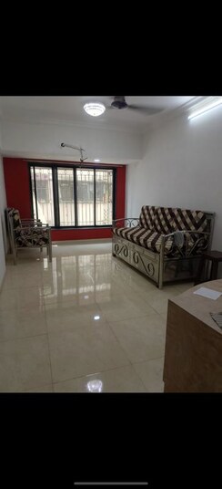 1 BHK + Extra Room Apartment For Rent in Evershine CHS Malad