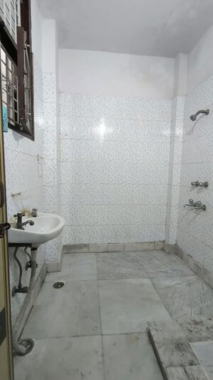 Bathroom in 3 BHK Builder Floor at Vaishali Sector 5 – for Sale