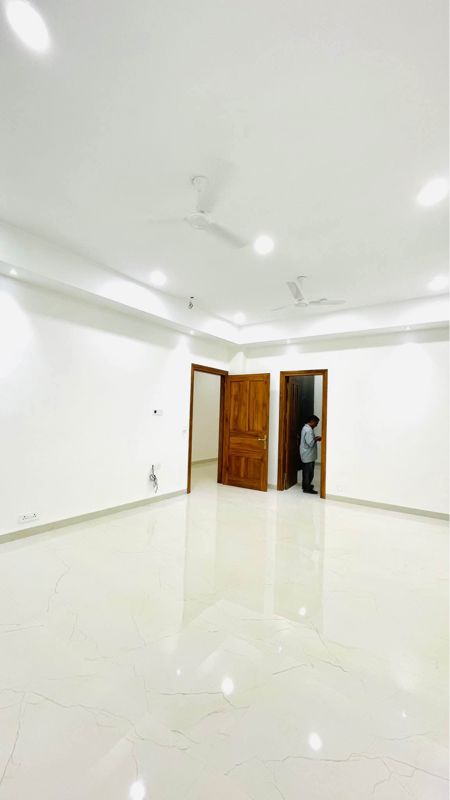 4 BHK Builder Floor For Rent in Saket