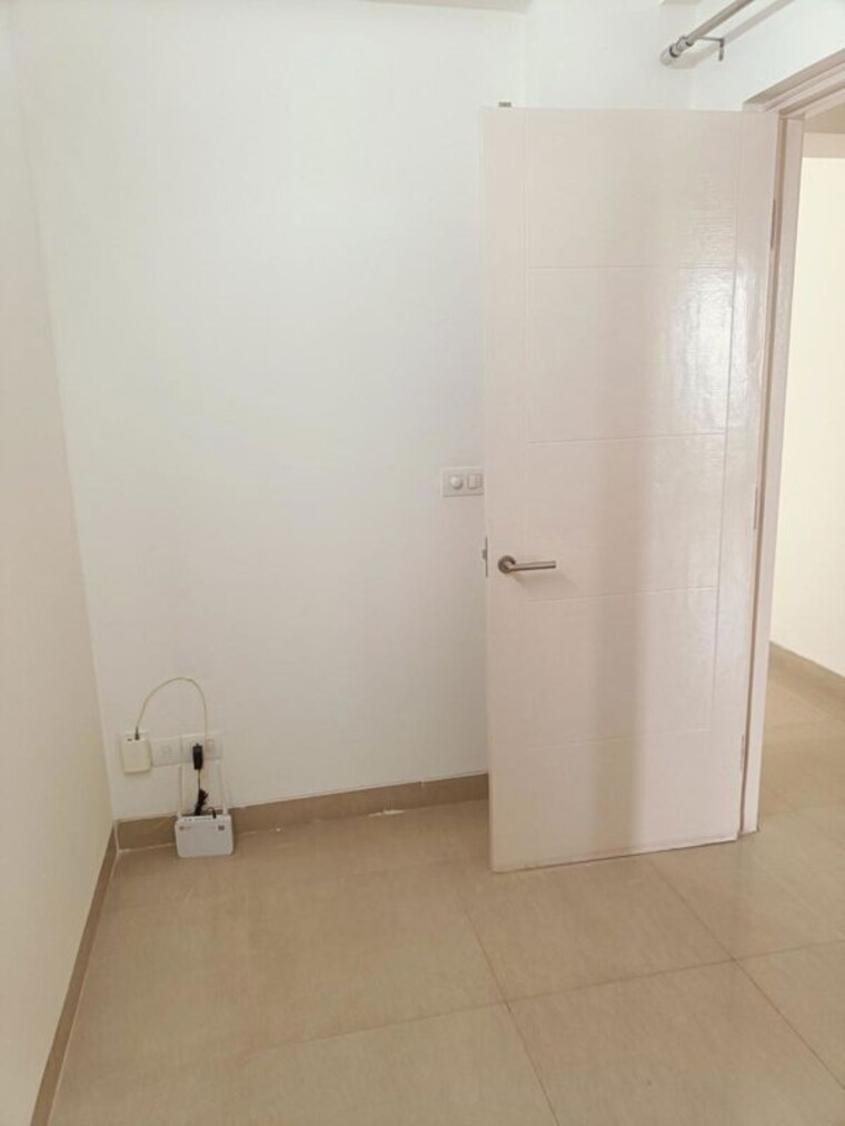 Room, emaar-emerald-estate 3 Bedroom 1310 Sq.Ft. Apartment In Sector 65 Gurgaon 10129503