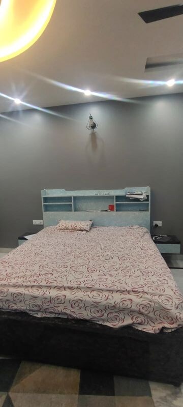 Bedroom in 2 BHK Independent House at Dayal Friends Colony, Amar Shaheed Path – for Rent