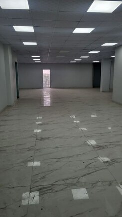 Showroom For Rent in Viraj Khand