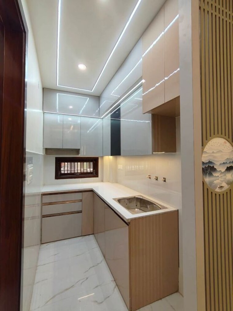 Kitchen, dwarka mor 2 Bedroom 50 Sq.Yd. Independent House In Dwarka Mor Delhi 10129510