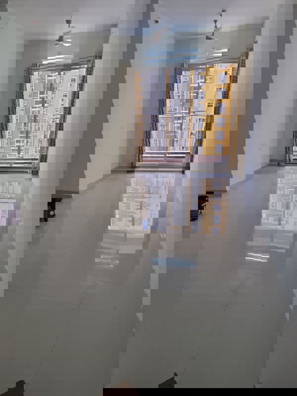 3 BHK 1000 Sq.Ft. Apartment in Pride Purple Park Titan