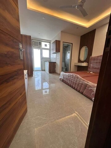 Living Room in 1 RK Builder Floor at Unitech South City 1, South City 1 – for Rent