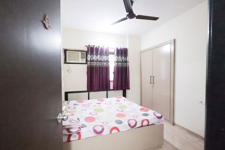 Bedroom, lodha-splendora  1000 Sq.Ft. Apartment In Ghodbunder Road Thane 10129523