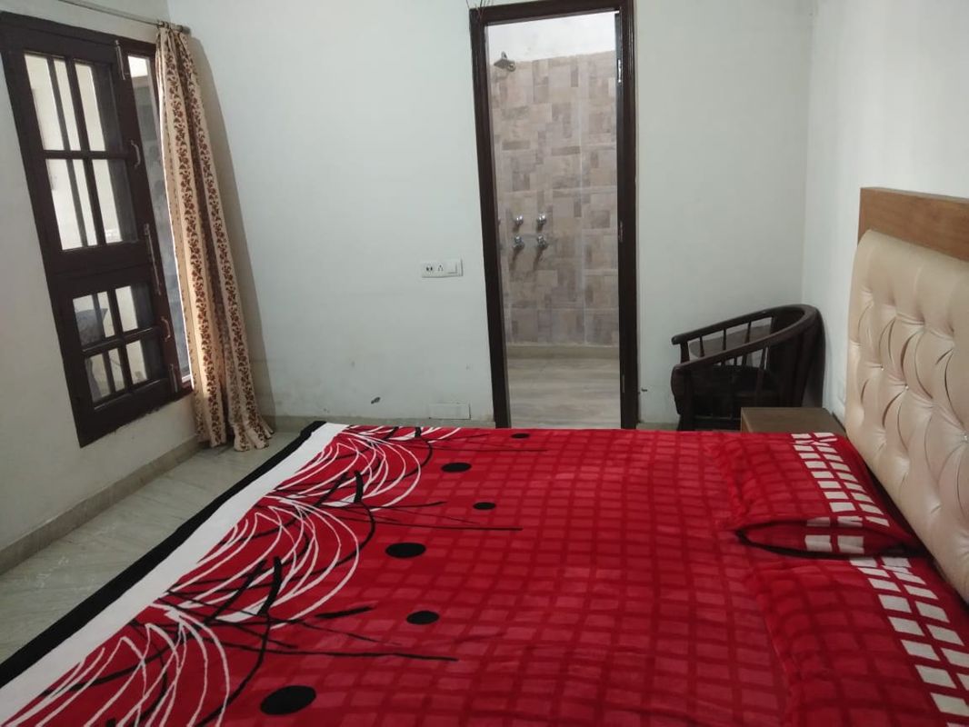 Pg For Rent in Vineet Khand