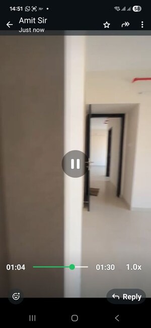 Room in 2 BHK Apartment at Kalpataru Paramount, Kapur Bawdi – for Sale