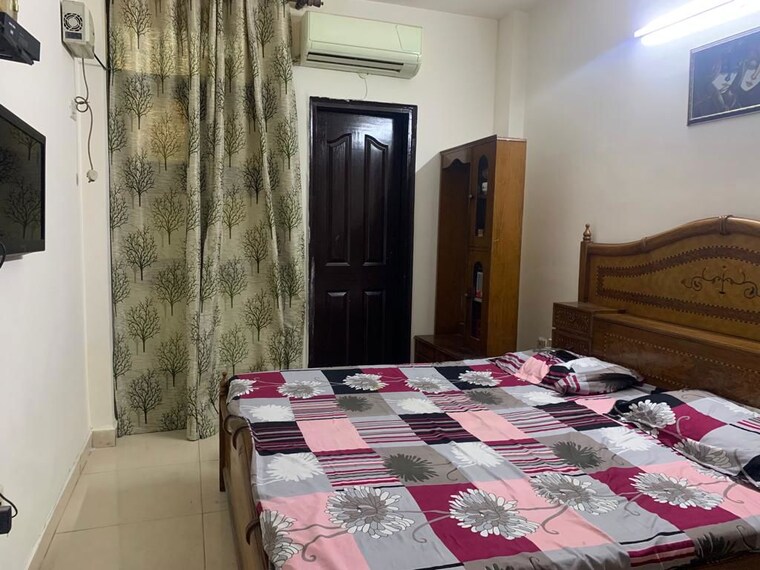 Bedroom, shakti khand 2 2 Bedroom 900 Sq.Ft. Builder Floor In Shakti Khand 2 Ghaziabad 10129586